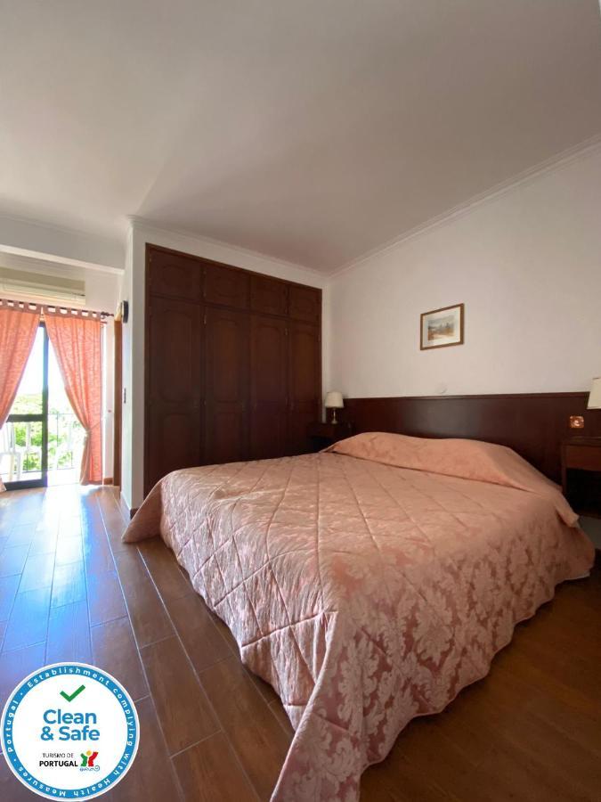 Guest House Toca Dos Grilos Estoril Bagian luar foto