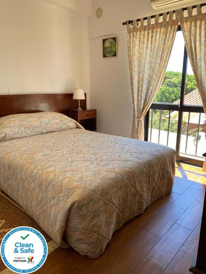 Guest House Toca Dos Grilos Estoril Bagian luar foto
