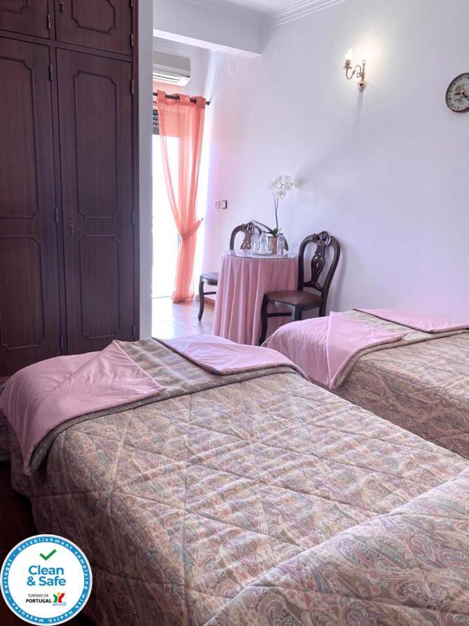 Guest House Toca Dos Grilos Estoril Bagian luar foto